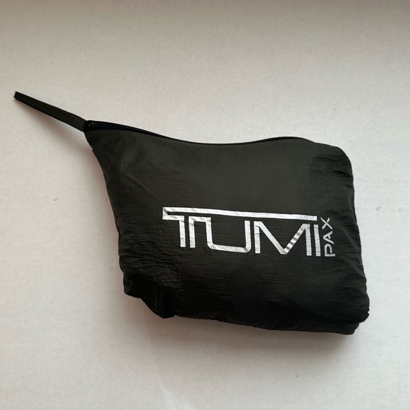 Tumi Packable Jacket - M - Picture 12 of 15